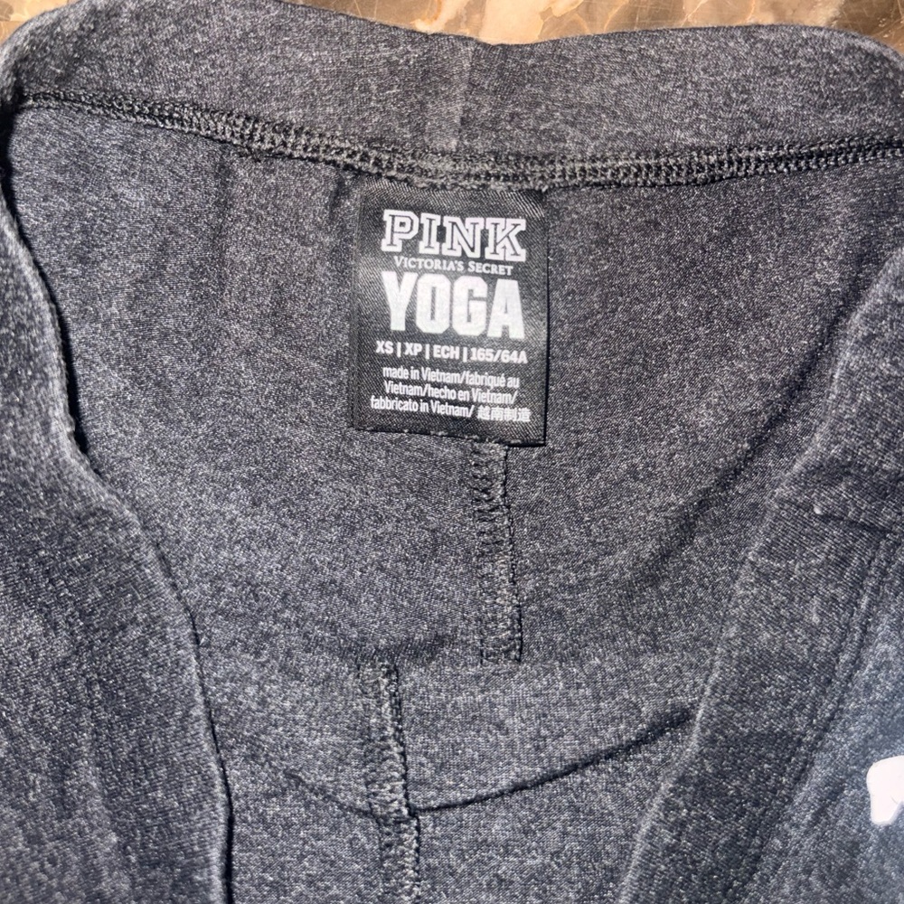 Victoria’s Secret PINK Yoga Short - Picture 3 of 4